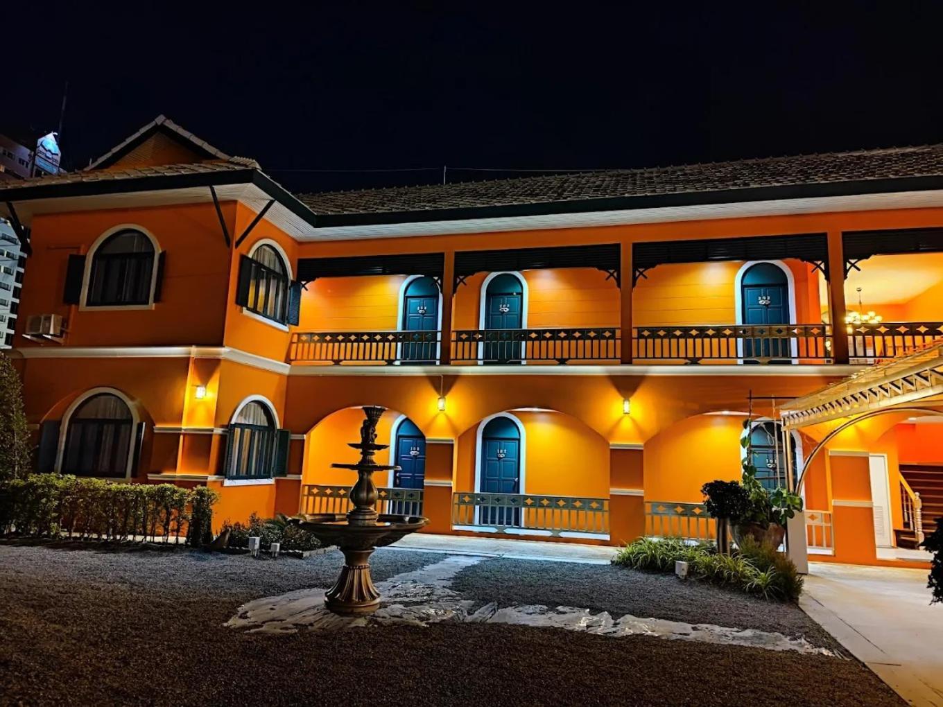 Venice Hotel Hua Hin Exterior photo